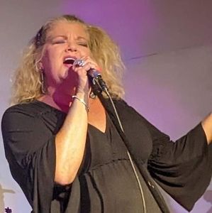 Meet your Posher, Deanna